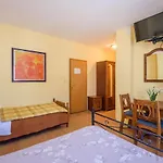 Djudja I Mate Bed & Breakfast 3*