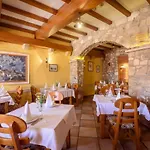 Djudja I Mate - And Local Restaurant Vid