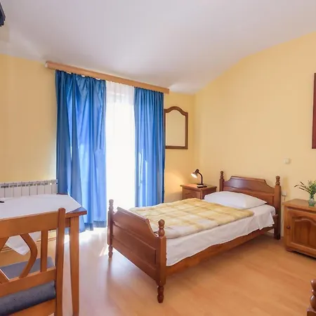 Djudja I Mate 3* Vid