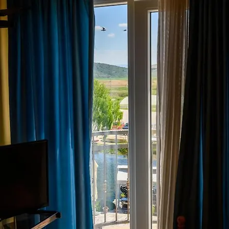 Couette-café Djudja I Mate Vid