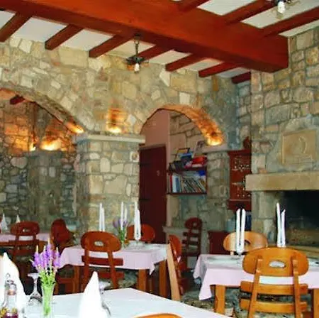 Djudja I Mate Couette-café 3*